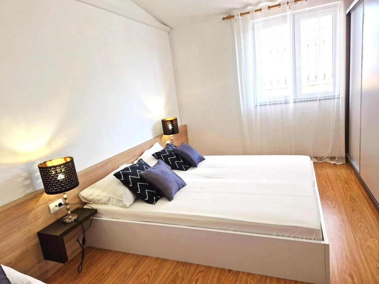 Apartments Gavran Baška Voda Pokój zdjęcie
