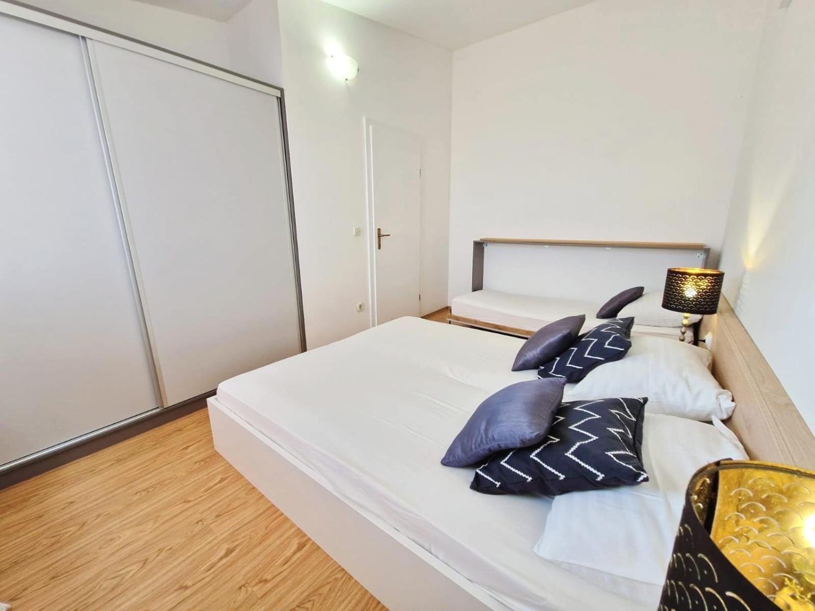 Apartments Gavran Baška Voda Pokój zdjęcie