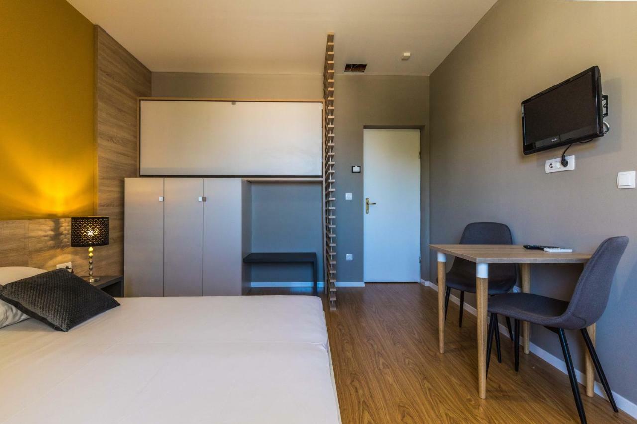 Apartments Gavran Baška Voda Zewnętrze zdjęcie