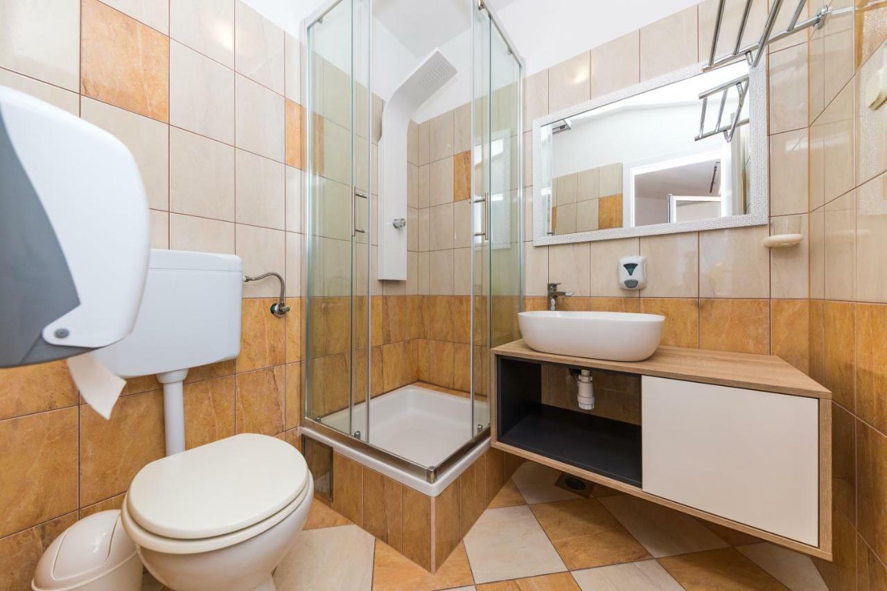 Apartments Gavran Baška Voda Zewnętrze zdjęcie